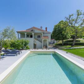 Holiday Home Carlo by Interhome