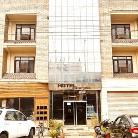 HOTEL INTERNATIONAL - Adjoining INDO Canadian Transport & ISBT Jalandhar City - Corporate, Families, Solo Travellers, Couples Favorite, hotel a Jalandhar