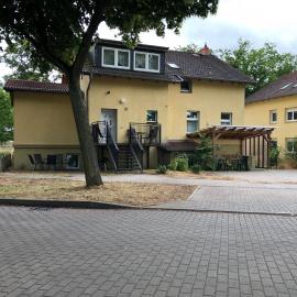 FeWo NAHE Berlin für bis zu 8 Monteure