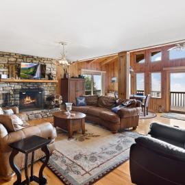 Golden Ridge Getaway