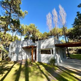 Casa De Los Titanes I Ideal para Familias - Ayres del Bosque Alojamientos