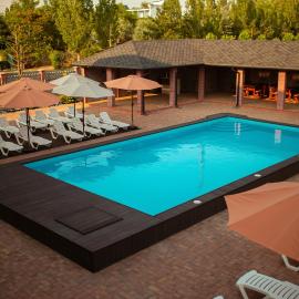 Viesnīca REEF Hotel pilsētā Kobleve