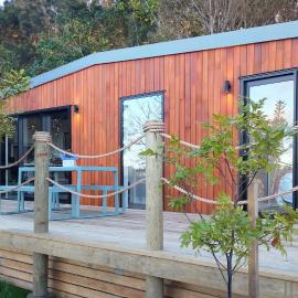 Secluded, private rural retreat mins from Warkworth -"Avondale" Minihouse, hotel a Warkworth