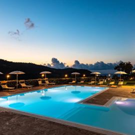 Villa Ginevra Resort Agrituristico, khách sạn ở Ficarra