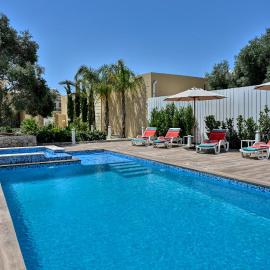 Ta Benna Villa, hotel a Għajnsielem