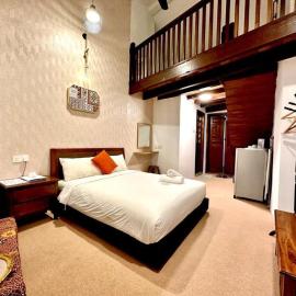 Le Meilleur Classic L Bangkok and Modern Wing is at no 3 Jln Yeoh Guan Seok, hotel in George Town