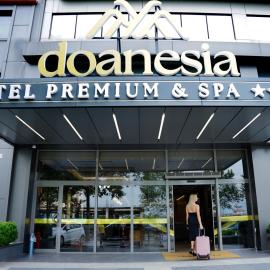 Doanesia Premium Hotel & Spa, khách sạn ở Tiranë