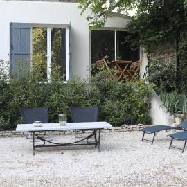 Maison calme et verdure, hôtel à Saint-Cannat