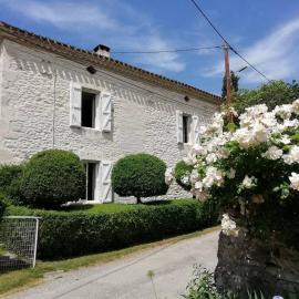 Quercy blanc maison en pierre, hotel a Lauzerte