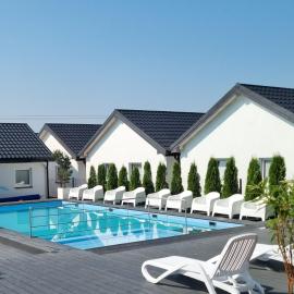 Nadmorska Przystan Domki - Basen, sala zabaw, rowery, animacje, hotell i Ustka