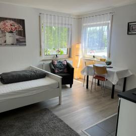 Apartment Nr. 5 am Stuttgarter Flughafen/Messe, hotel u gradu Lajnfelden-Ehterdingen