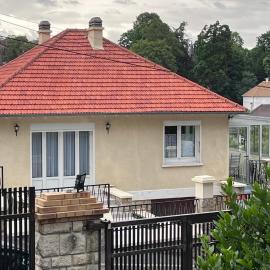 Maison dans un endroit calme