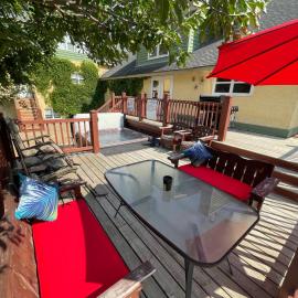 Blaeberry Valley Vacation Rentals, hotel in Golden