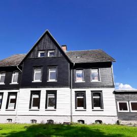 geräumige Ferienwohnung „Zum alten Forstamt“