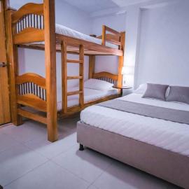 CASA SANTA CIRCASIA, hotel in Circasia