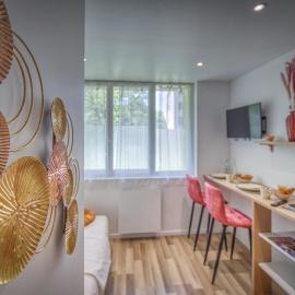 Le Taillefer 4 - L'Oasis, hotel a Rhut