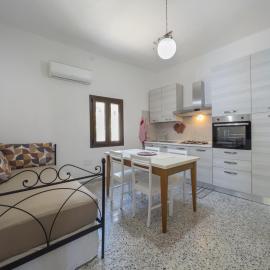[Casa Vacanze Mallela] • Balcony, A/C & SmartTv