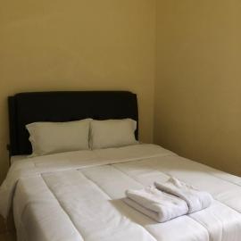 Homestay Mulia Syariah Borobudur Magelang Mitra RedDoorz, hotel i Keptekan