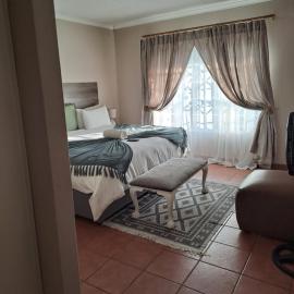 Courtlyguesthouse, khách sạn ở Witbank