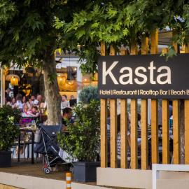 Kasta Beach Hotel, hotell i Ofrinion
