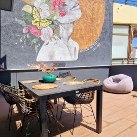 Perea Luxury 20 miters from Sea in DOWNTOWN of Perea