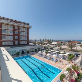 Grand Hotel & Riviera, hotel u gradu 'Lido di Camaiore'