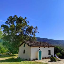 Complejo Rural Quesería Molino Dorado, hotel u gradu Fasinas