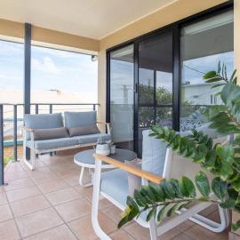 Stones Throw To Shelly Beach, Pet Friendly!