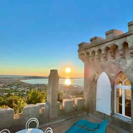 Castel Horizon - Super Cannes - 360 Degrees View, готель у місті Валлоріс