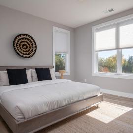 Piedmont Place Suite 402 Modern Apartment in Heart of Crozet, hotel in Crozet