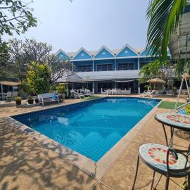 Willkris Resort วิลล์คริส รีสอร์ท, viešbutis mieste Bang Sare