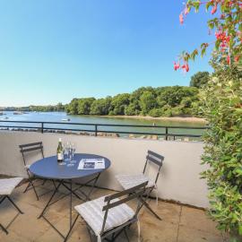 1 Crabshell Quay