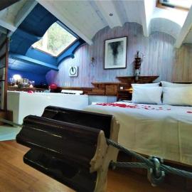 zentral club voltio-jacuzzi, hotel a Belmonte de Miranda