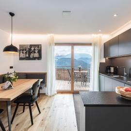 HAUSERHOF Chalet with Dolomite View