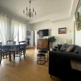 Vue mer, 2 chambres et 2 SDB., hotel din Saint-Valéry-en-Caux