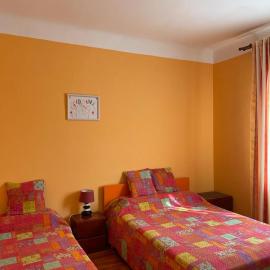 Habitaciónes Privadas en Hendaye "Daniela", à 5 minutes de la gare d'Hendaye et Euskotren, Wi-Fi, hotell i Hendaye