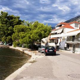 By the sea, hotel a Astakós