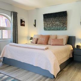 Red Rock Escape - Cozy King Bed Studio & Gardens, Trails, Views, Red Rock Pass, hotel a Sedona