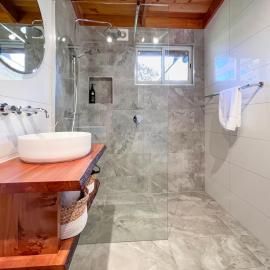 HEXAGON BEACH HOUSE Binalong Bay of Fires Views: Binalong Bay şehrinde bir otel
