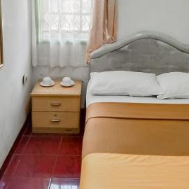 Villa Anyelir Yustik Mitra RedDoorz, hotel in Selabintana