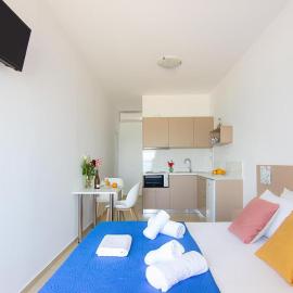 Creta Beachfront Apartment for 2 persons by MPS: Fodele şehrinde bir otel