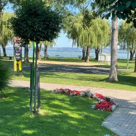 Villa Friends - családoknak és baráti társaságoknak, hotel di Balatonberény