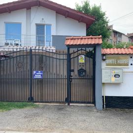 White House Guest House, hotel i Hunedoara