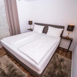 CityWohnungFN mit TG-Parkplatz, hotel in Friedrichshafen