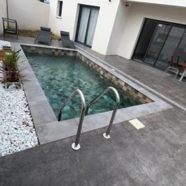Magnifique villa haut standing, hotel in Gignac