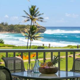 Prime Oceanfront Condo near Shipwreck Beach - Alekona Kauai, hotel u gradu 'Koloa'