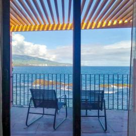 Terreiro Ocean House - Unique Seaside Escape, hotel v mestu São Roque