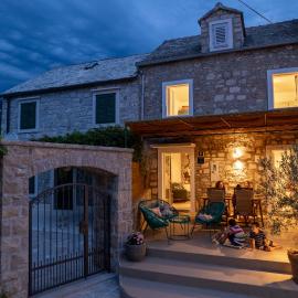 Nona Vi - Boutique Stone House, hotel v destinaci Bol
