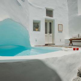 Villa Patitiri cave house with private pool in Megalochori Santorini