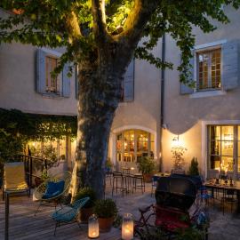 Viesnīca La Maison Sur La Sorgue - Esprit de France pilsētā Lilsūrlasoga